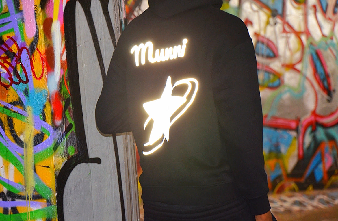 MUNNI Galaxy Hoodie - black