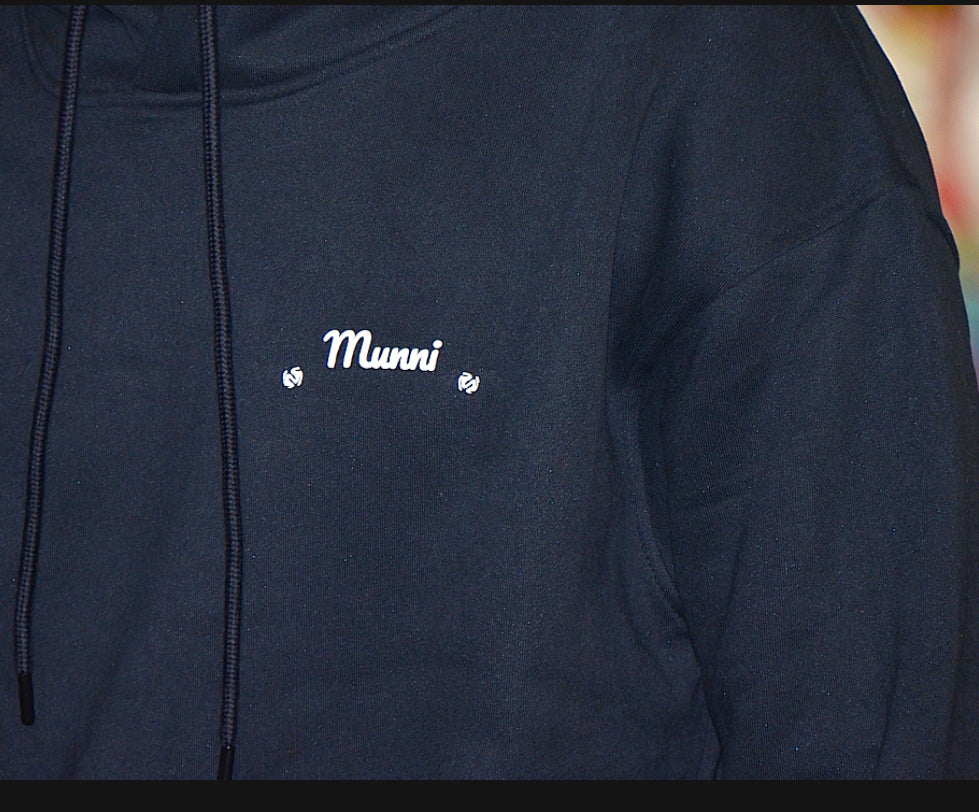 MUNNI Galaxy Hoodie - black