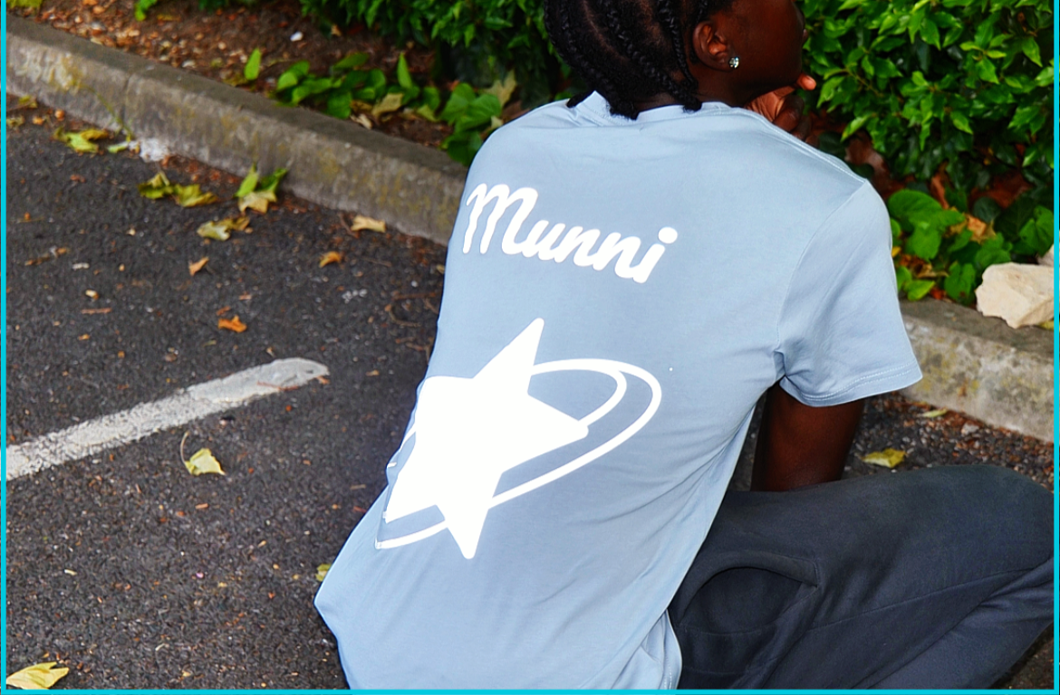 MUNNI Galaxy Tee - Baby blue