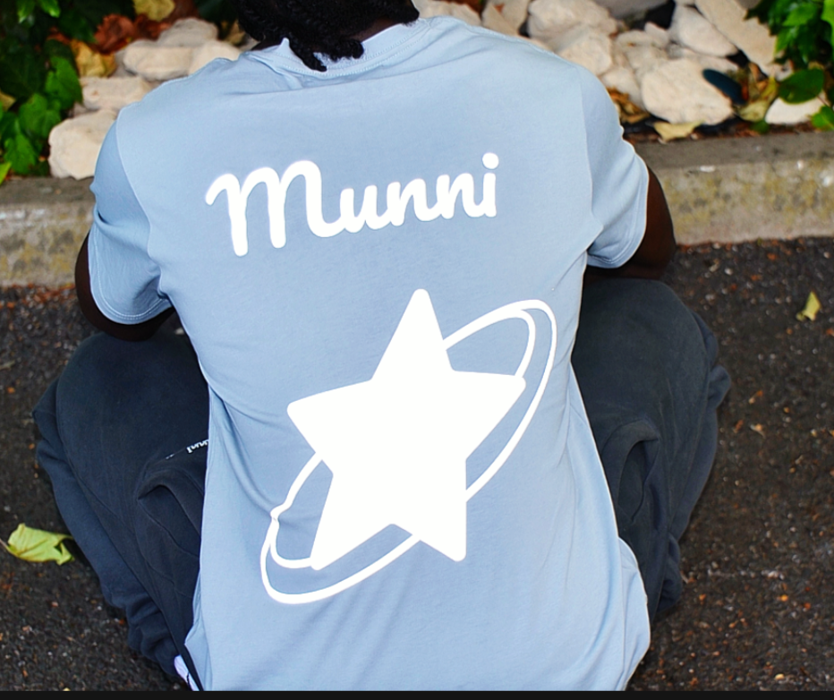 MUNNI Galaxy Tee - Baby blue