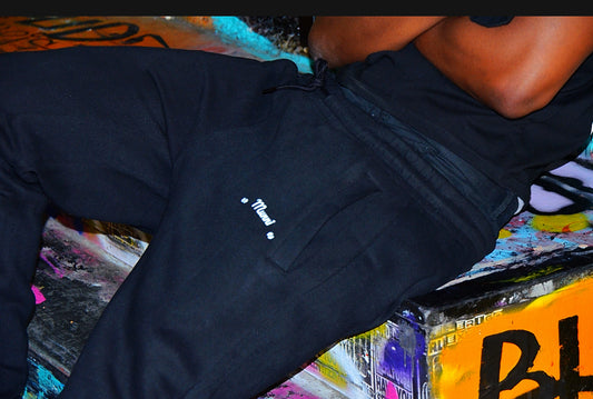 MUNNI Galaxy Joggers - black