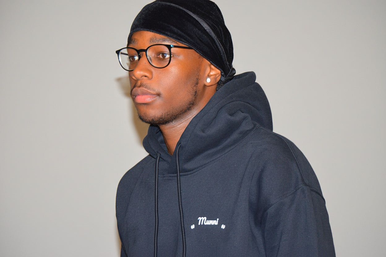 MUNNI Galaxy Hoodie - black