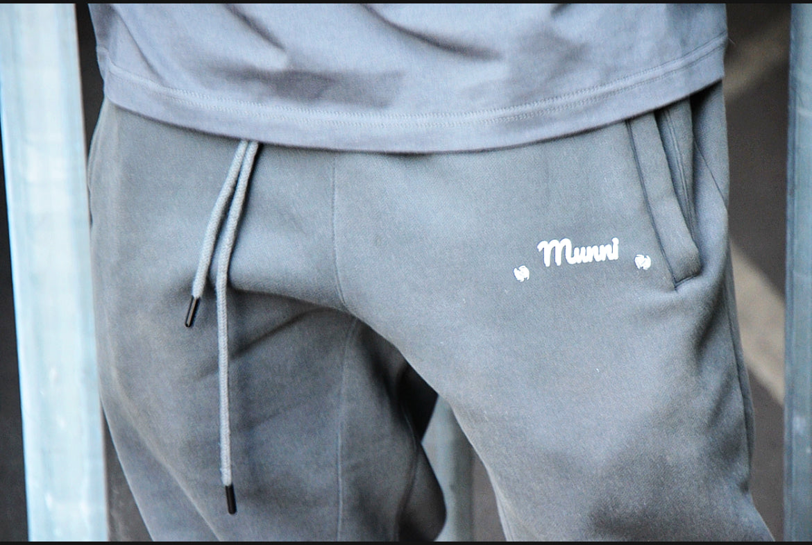 MUNNI Galaxy Joggers - charcoal grey